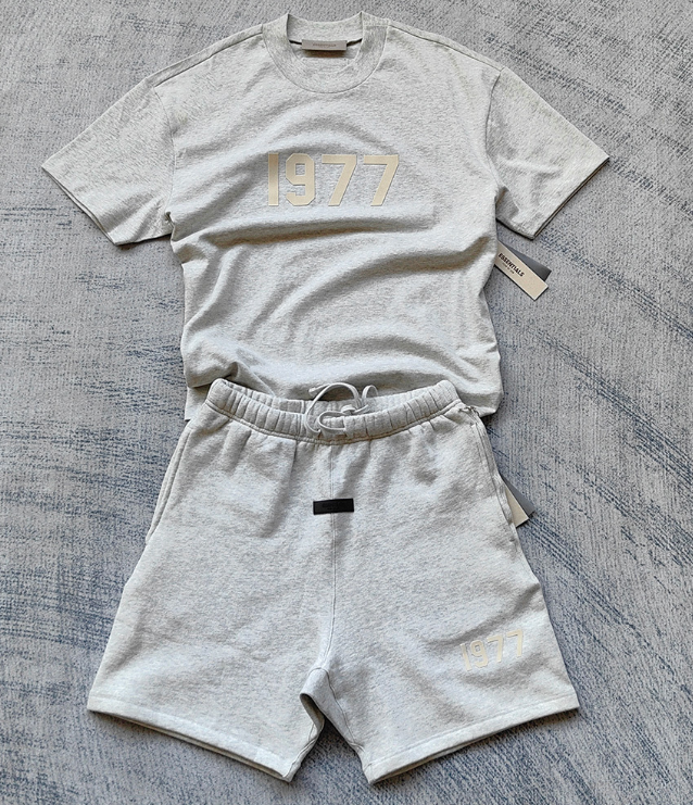 Essentials short set