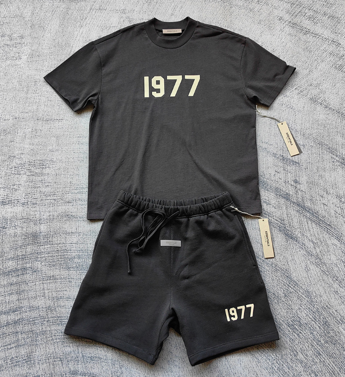 Essentials short set