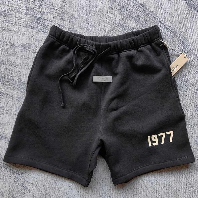 Essentials short set