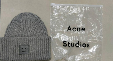 ACNE STUDIO BEANIES